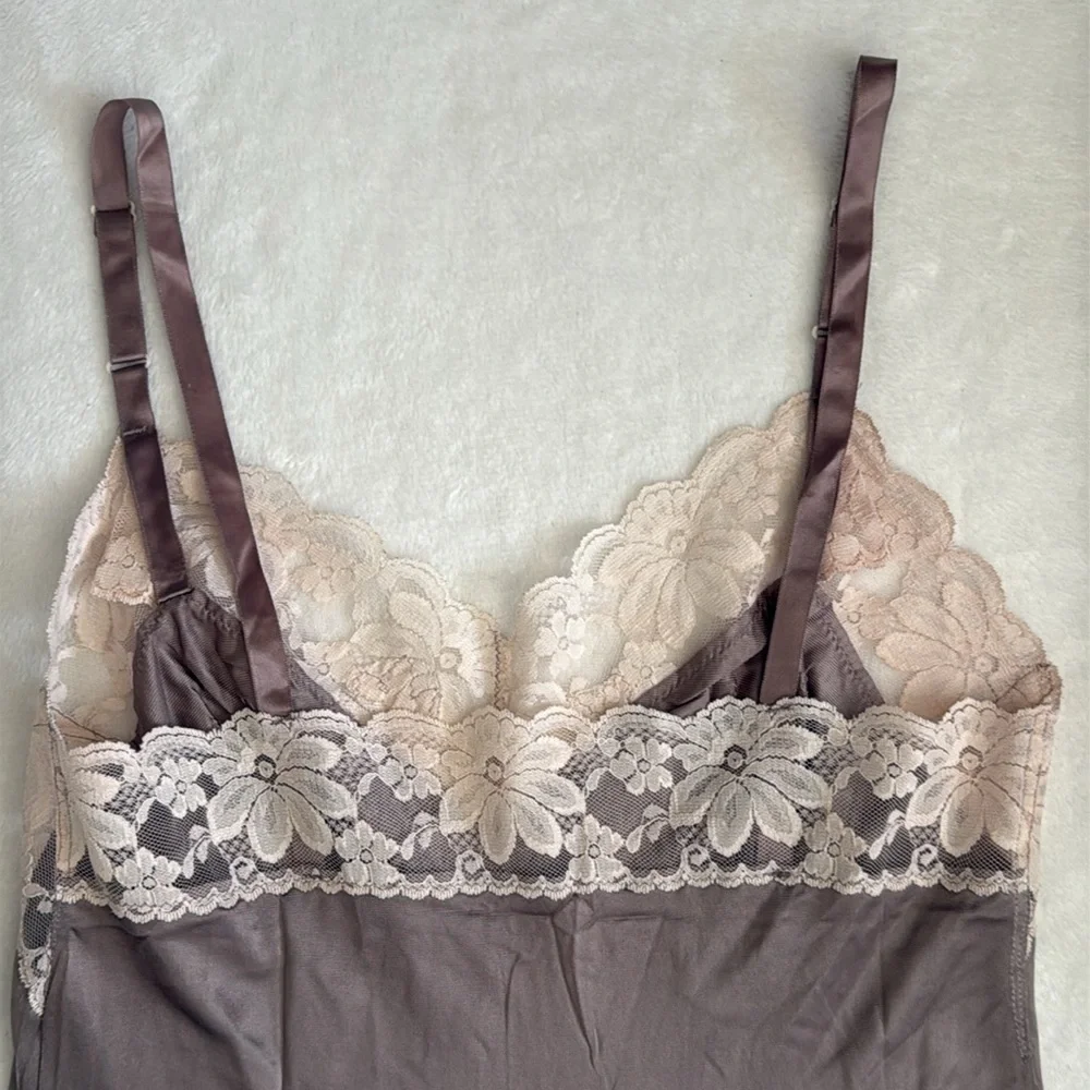 {VTG} Lorraine | 70s 80s Babydoll Scallop Floral Lace Trim Nylon Full Slip Dress - Picture 12 of 16
